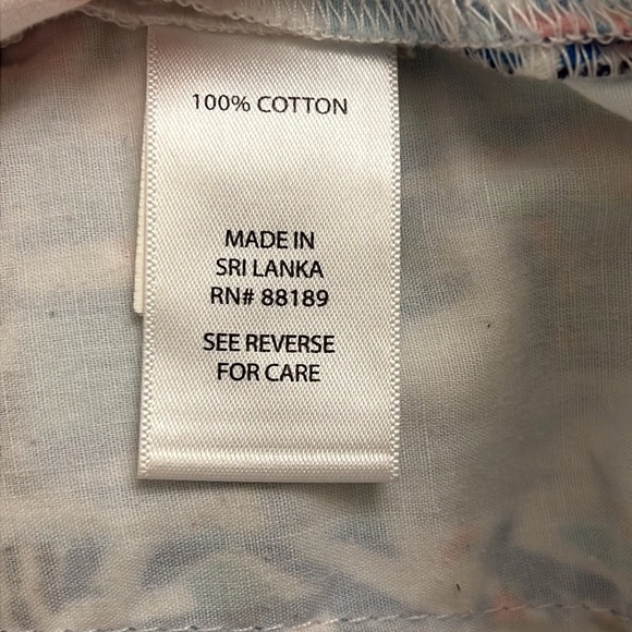 Lilly Pulitzer ladies shorts - Picture 8 of 9